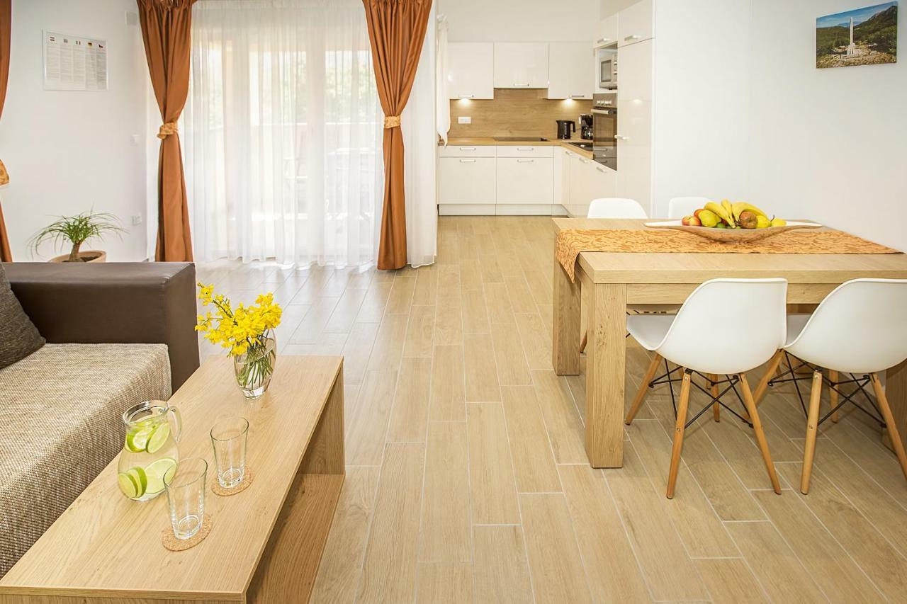 Residence Mediterraneo II Baška Екстериор снимка